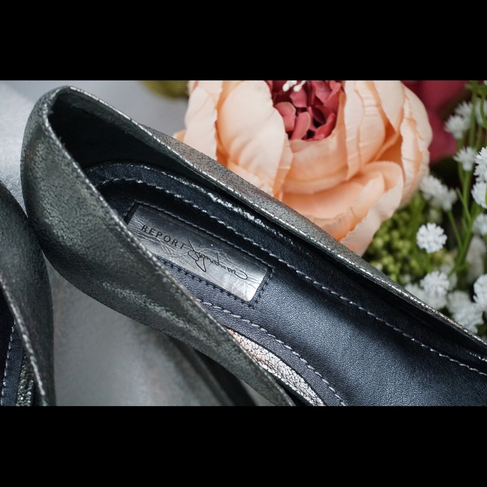 Report Signature Open Toe Solves Pumps - image 3